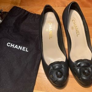 Chanel black leather Camelia flower shoes